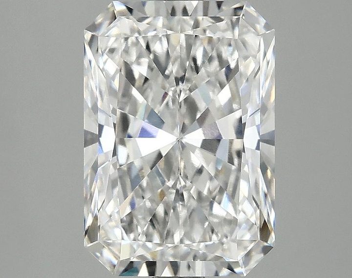 3.06 Carat Radiant Shaped Ideal Cut VVS2 IGI Certified Lab Grown Diamond