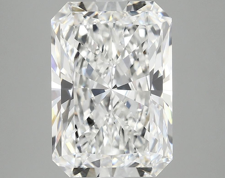 4.1 Carat Radiant Shaped Ideal Cut VVS2 IGI Certified Lab Grown Diamond