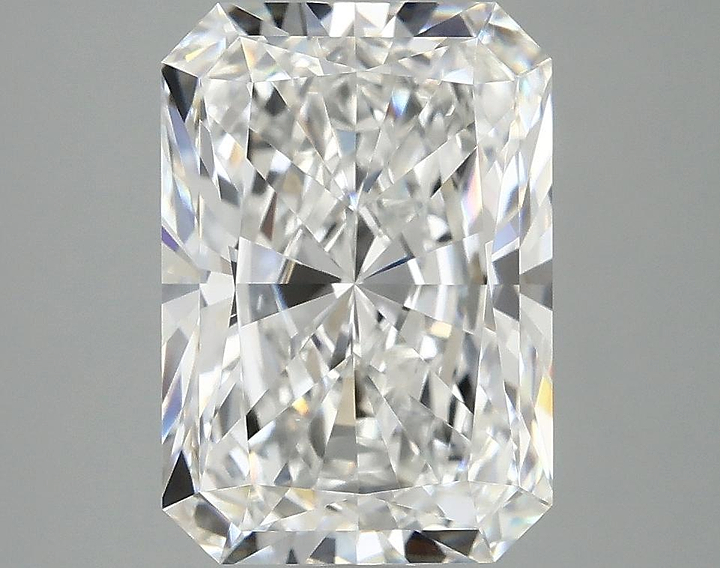4.06 Carat Radiant Shaped Ideal Cut VVS2 IGI Certified Lab Grown Diamond