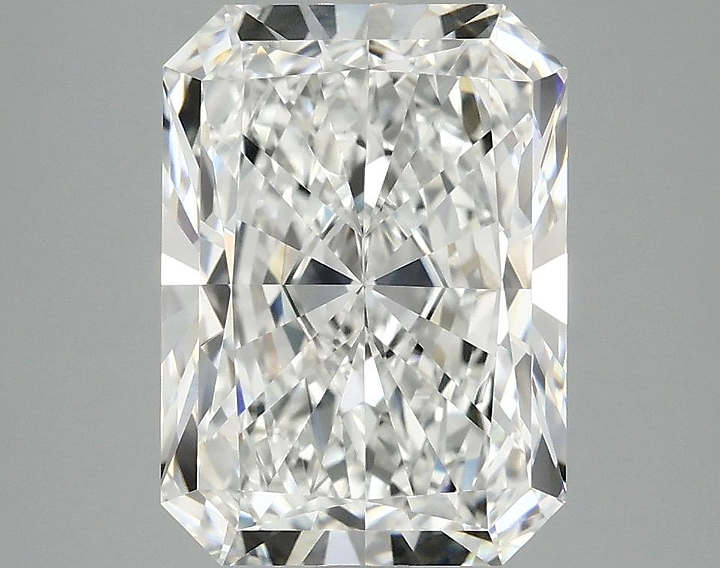 3.91 Carat Radiant Shaped Excellent Cut VVS2 IGI Certified Lab Grown Diamond