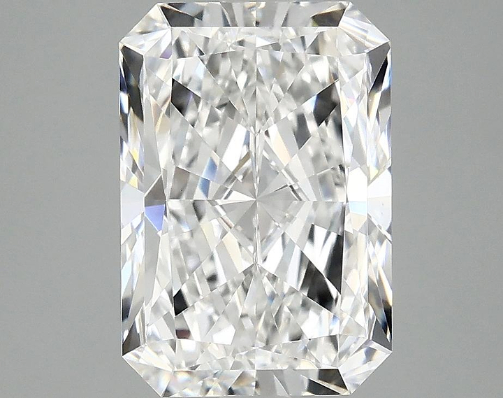 3.05 Carat Radiant Shaped Ideal Cut VVS2 IGI Certified Lab Grown Diamond