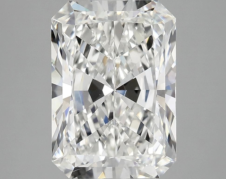 3.93 Carat Radiant Shaped Ideal Cut VS1 IGI Certified Lab Grown Diamond