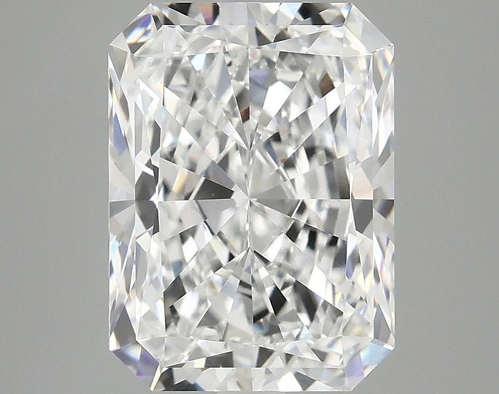4.19 Carat Radiant Shaped Excellent Cut VVS2 IGI Certified Lab Grown Diamond