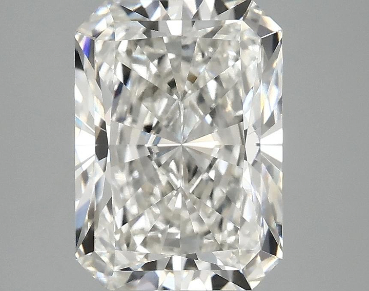 3.08 Carat Radiant Shaped Ideal Cut VVS2 IGI Certified Lab Grown Diamond