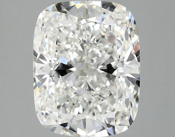 2.5 Carat Cushion Shaped Excellent Cut VS1 IGI Certified Lab Grown Diamond