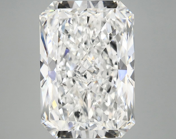 8.46 Carat Radiant Shaped Ideal Cut VVS2 IGI Certified Lab Grown Diamond