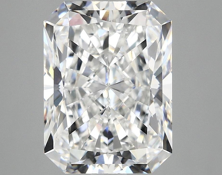 4.06 Carat Radiant Shaped Excellent Cut VVS2 IGI Certified Lab Grown Diamond
