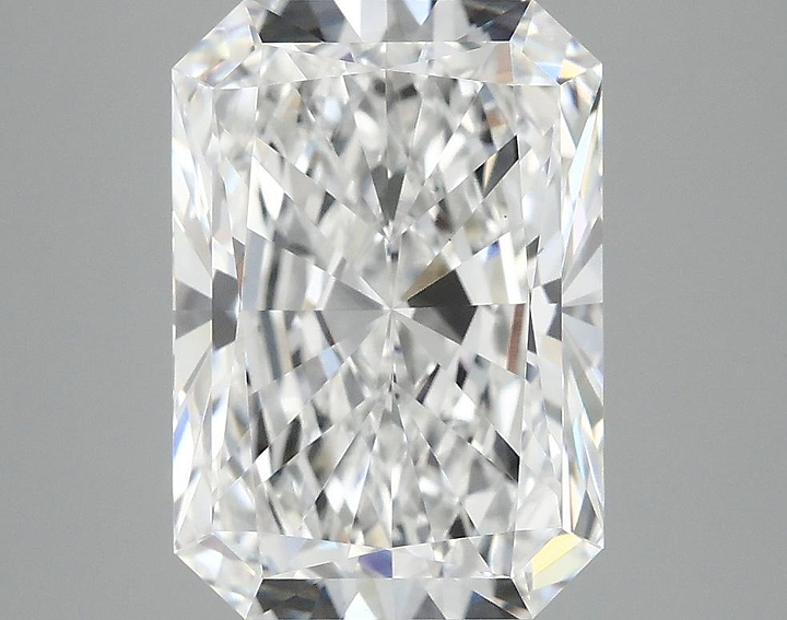 4.04 Carat Radiant Shaped Ideal Cut VS1 IGI Certified Lab Grown Diamond