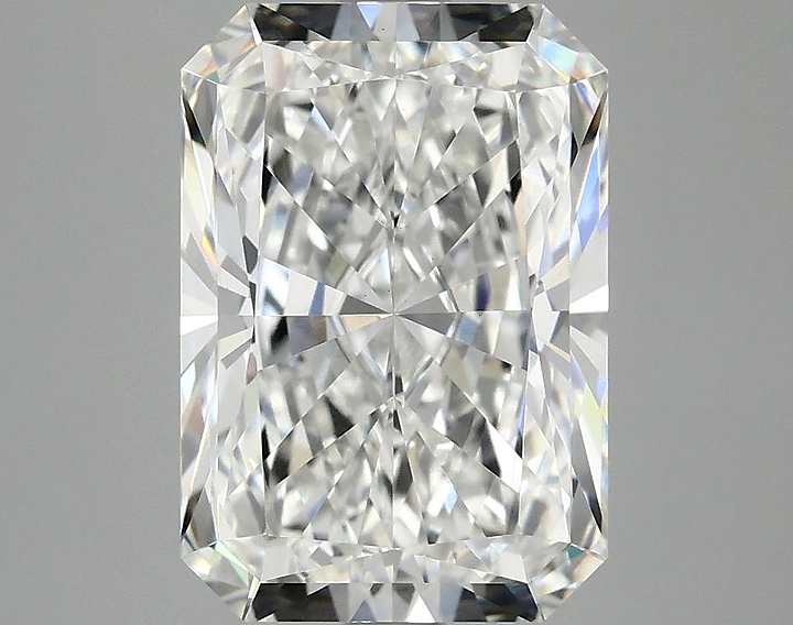 3.92 Carat Radiant Shaped Ideal Cut VVS2 IGI Certified Lab Grown Diamond