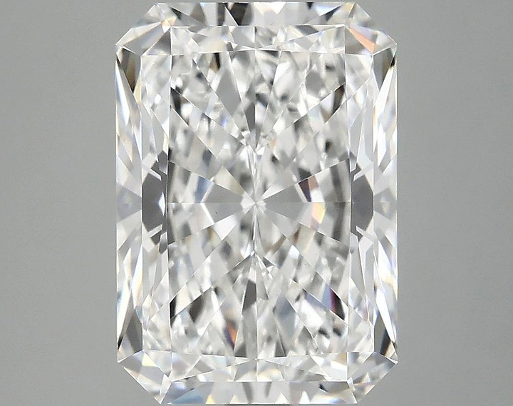 4.05 Carat Radiant Shaped Ideal Cut VVS2 IGI Certified Lab Grown Diamond
