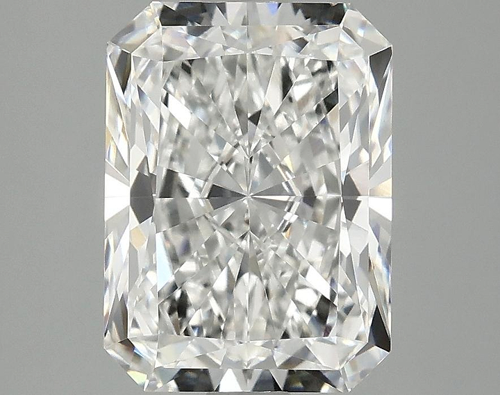 3.08 Carat Radiant Shaped Excellent Cut VVS2 IGI Certified Lab Grown Diamond