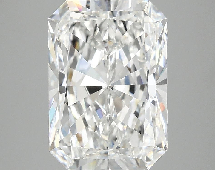 4.02 Carat Radiant Shaped Ideal Cut VVS2 IGI Certified Lab Grown Diamond