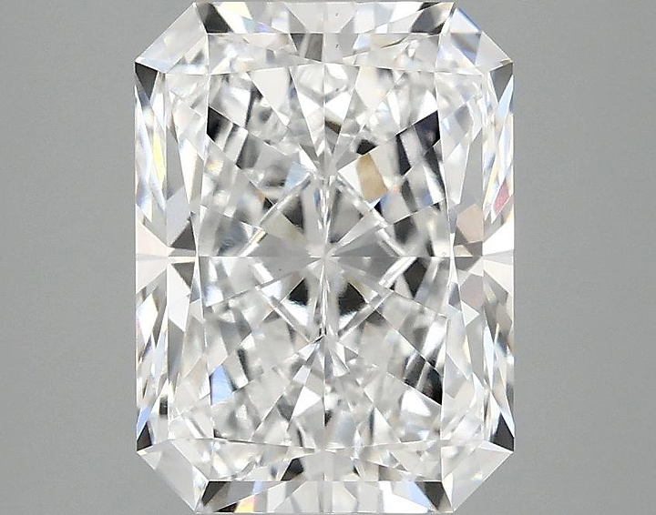3.03 Carat Radiant Shaped Excellent Cut VS1 IGI Certified Lab Grown Diamond