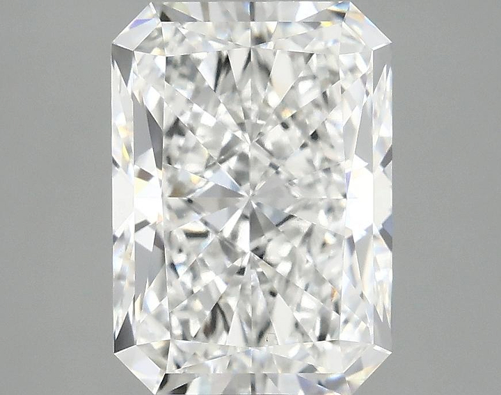 3.08 Carat Radiant Shaped Ideal Cut VS1 IGI Certified Lab Grown Diamond