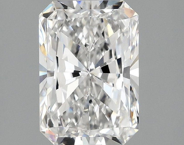 2.08 Carat Radiant Shaped Ideal Cut VVS2 IGI Certified Lab Grown Diamond