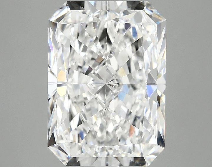 3.95 Carat Radiant Shaped Ideal Cut VVS2 IGI Certified Lab Grown Diamond