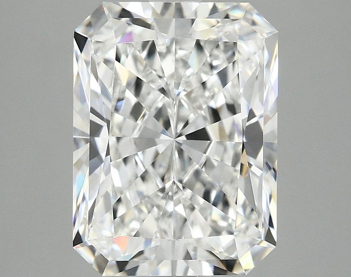 3.88 Carat Radiant Shaped Excellent Cut VVS2 IGI Certified Lab Grown Diamond