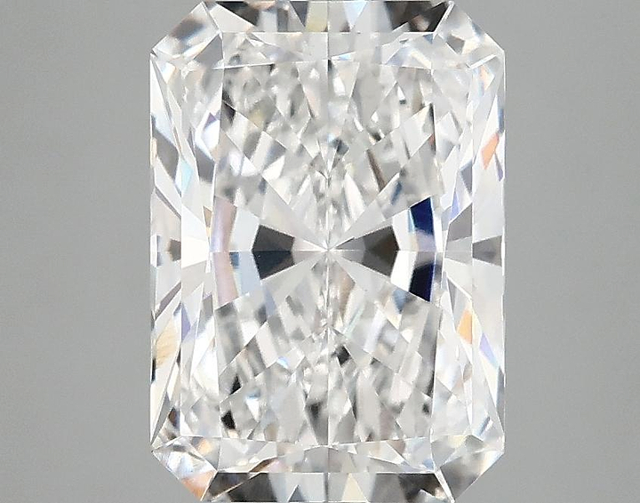 3.09 Carat Radiant Shaped Ideal Cut VS1 IGI Certified Lab Grown Diamond