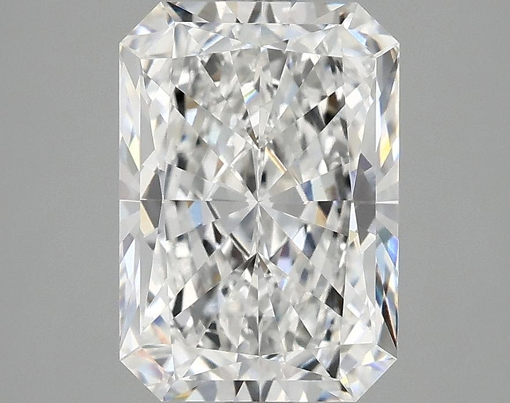 3.03 Carat Radiant Shaped Ideal Cut VVS2 IGI Certified Lab Grown Diamond