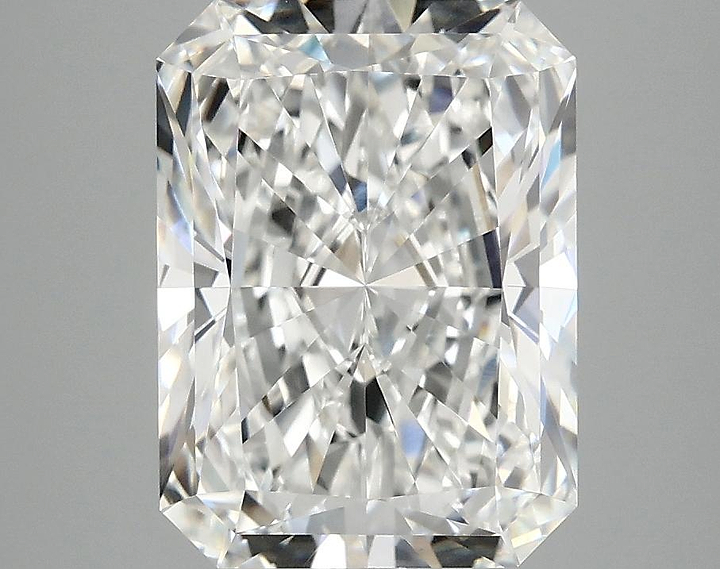 3.93 Carat Radiant Shaped Excellent Cut VVS2 IGI Certified Lab Grown Diamond