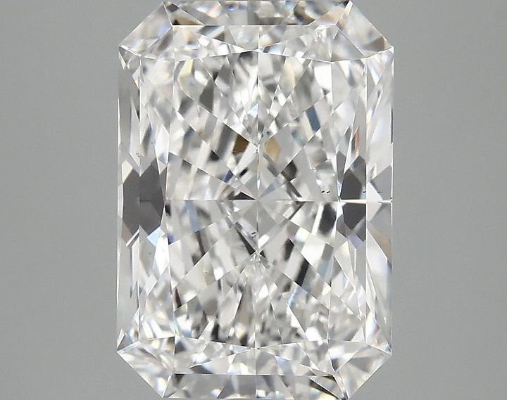 3.89 Carat Radiant Shaped Ideal Cut VS2 IGI Certified Lab Grown Diamond