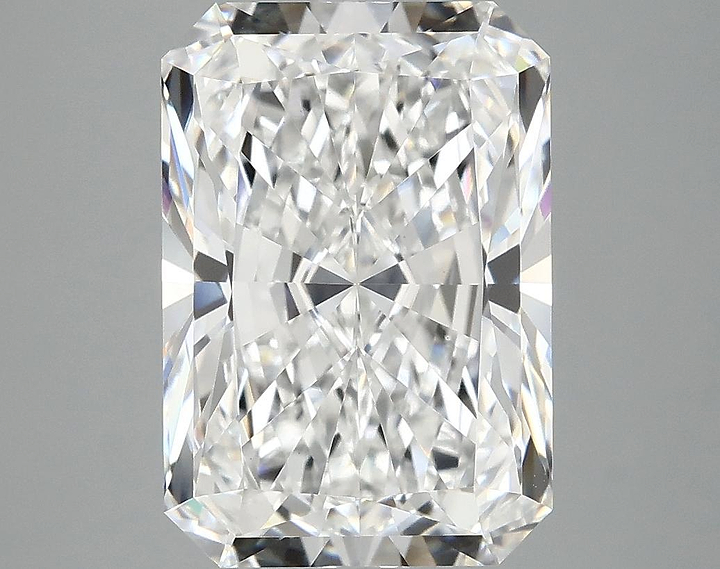 4.94 Carat Radiant Shaped Ideal Cut VVS2 IGI Certified Lab Grown Diamond