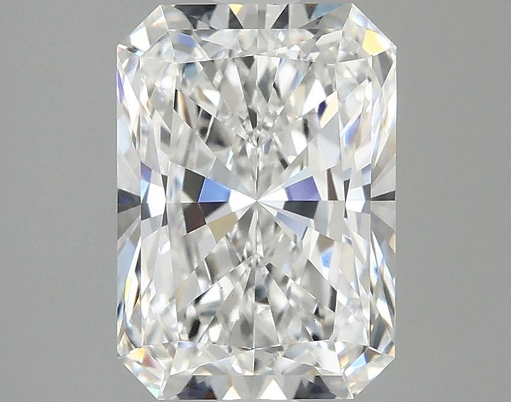 3.01 Carat Radiant Shaped Ideal Cut VS1 IGI Certified Lab Grown Diamond