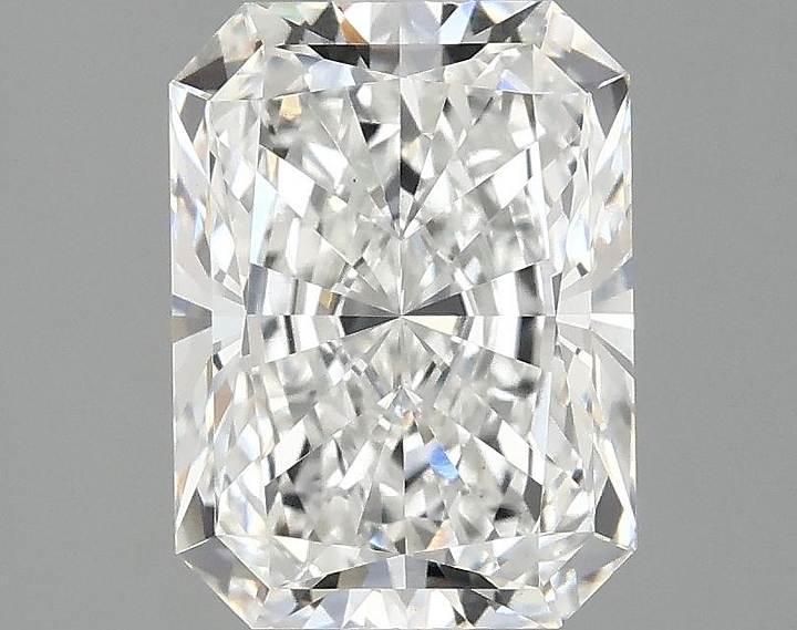 2.73 Carat Radiant Shaped Excellent Cut VS1 IGI Certified Lab Grown Diamond