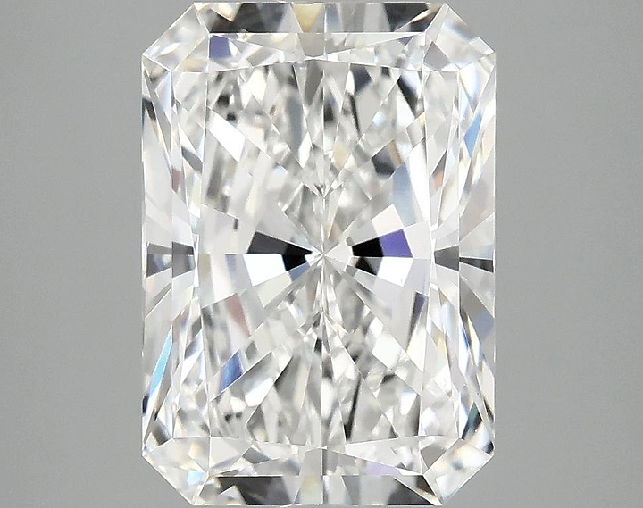 4.18 Carat Radiant Shaped Ideal Cut VS1 IGI Certified Lab Grown Diamond