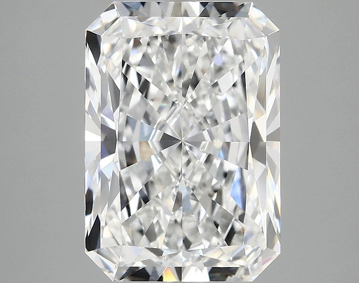 4.1 Carat Radiant Shaped Ideal Cut VVS2 IGI Certified Lab Grown Diamond