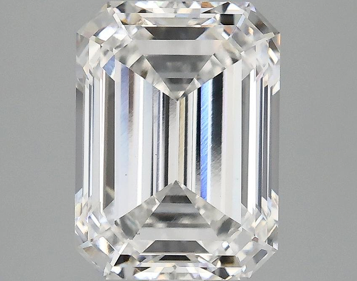 3.1 Carat Emerald Shaped Excellent Cut VS1 IGI Certified Lab Grown Diamond