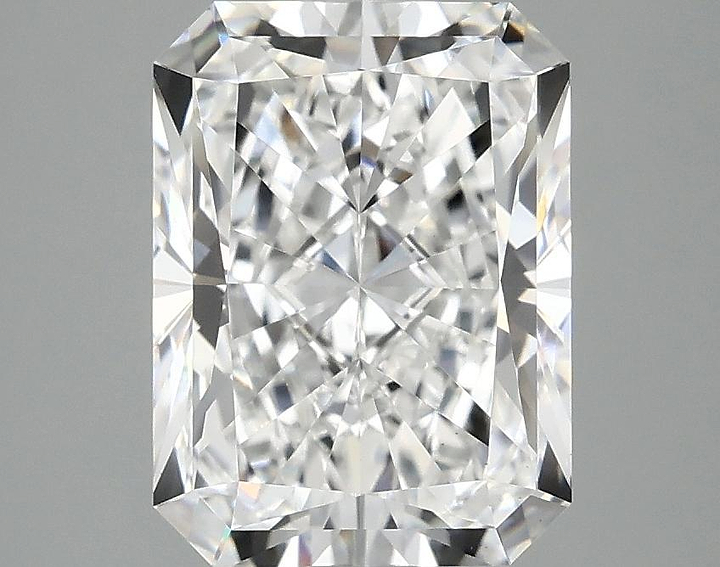 3.03 Carat Radiant Shaped Excellent Cut VS1 IGI Certified Lab Grown Diamond