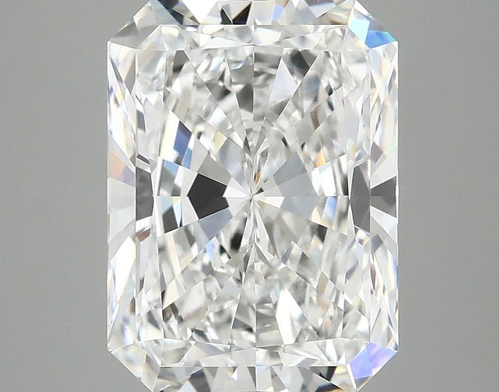 4.09 Carat Radiant Shaped Excellent Cut VVS2 IGI Certified Lab Grown Diamond