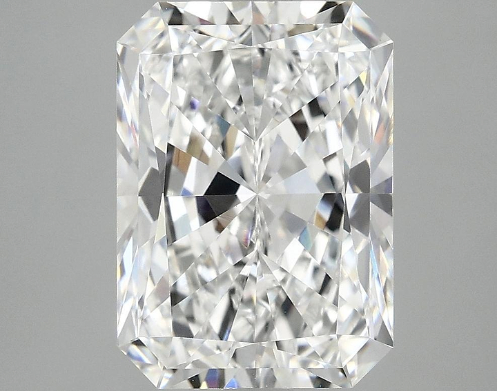 4.03 Carat Radiant Shaped Ideal Cut VVS2 IGI Certified Lab Grown Diamond