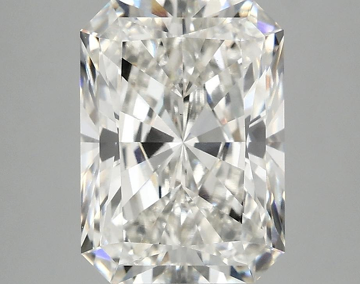 3.96 Carat Radiant Shaped Excellent Cut VS1 IGI Certified Lab Grown Diamond