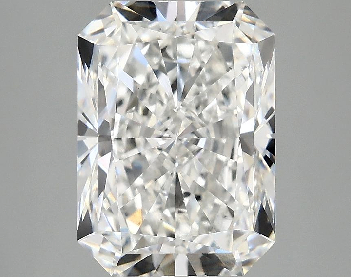 3.01 Carat Radiant Shaped Excellent Cut VS1 IGI Certified Lab Grown Diamond