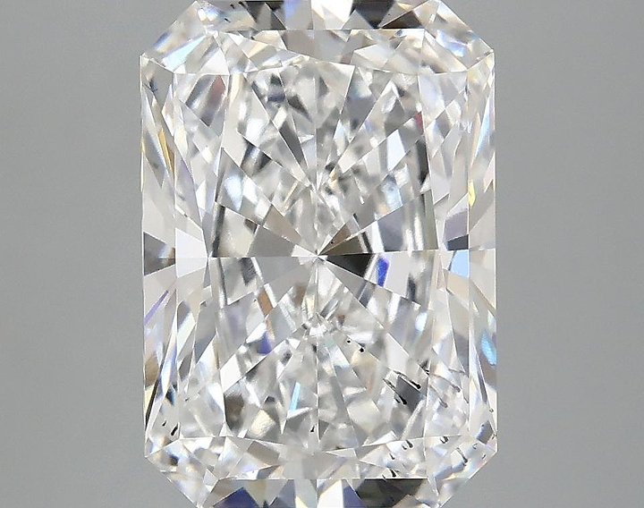 4.1 Carat Radiant Shaped Ideal Cut SI1 IGI Certified Lab Grown Diamond