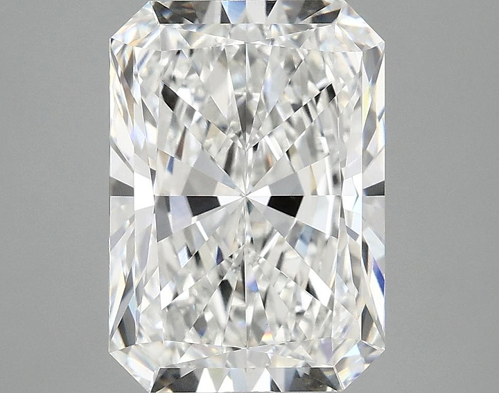 4.09 Carat Radiant Shaped Ideal Cut VVS2 IGI Certified Lab Grown Diamond