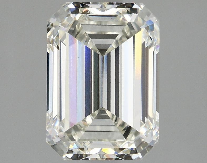 2.51 Carat Emerald Shaped Ideal Cut VS1 IGI Certified Lab Grown Diamond