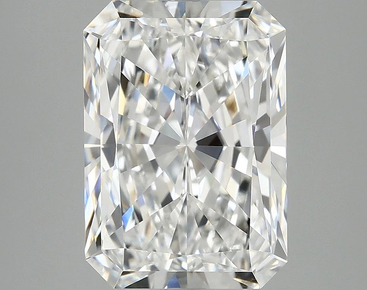 3.94 Carat Radiant Shaped Ideal Cut VS1 IGI Certified Lab Grown Diamond