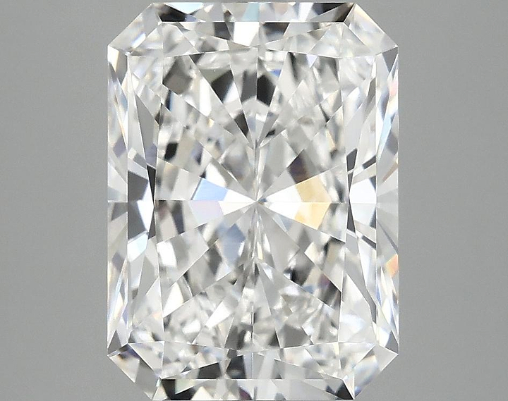 4.08 Carat Radiant Shaped Excellent Cut VVS2 IGI Certified Lab Grown Diamond