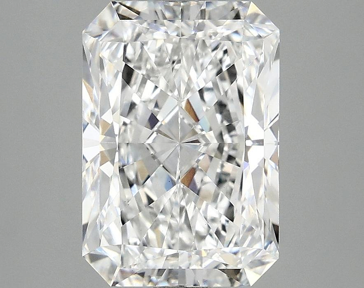 3.07 Carat Radiant Shaped Ideal Cut VS1 IGI Certified Lab Grown Diamond
