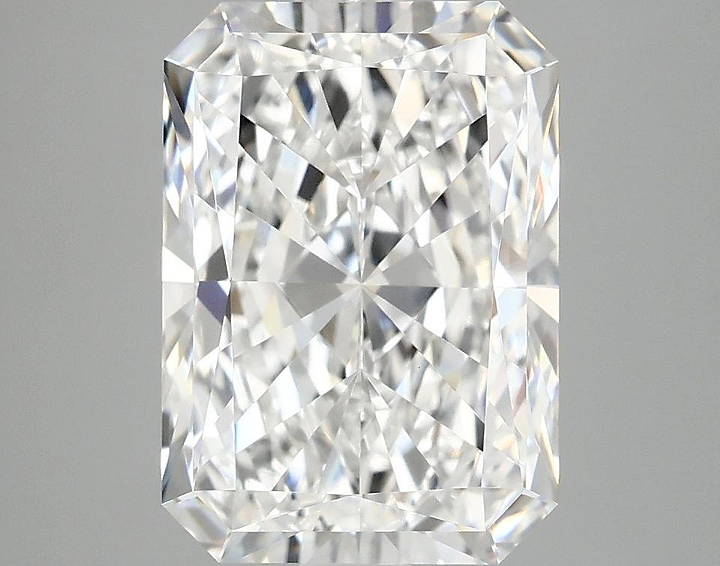 3.93 Carat Radiant Shaped Ideal Cut VVS2 IGI Certified Lab Grown Diamond
