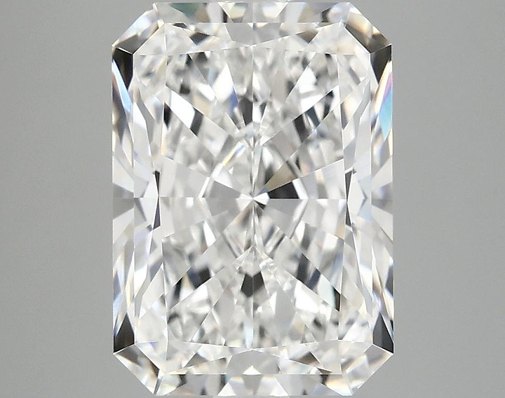 4.17 Carat Radiant Shaped Ideal Cut VVS2 IGI Certified Lab Grown Diamond