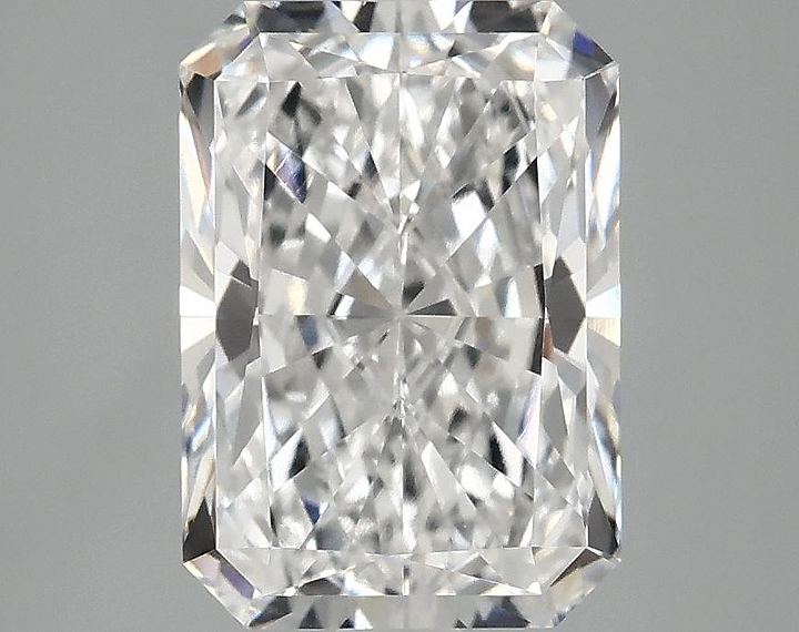3.05 Carat Radiant Shaped Ideal Cut VS1 IGI Certified Lab Grown Diamond