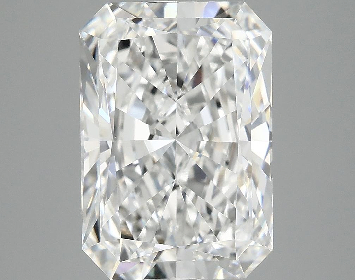 4.16 Carat Radiant Shaped Ideal Cut VVS2 IGI Certified Lab Grown Diamond