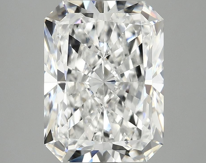 4.05 Carat Radiant Shaped Excellent Cut VVS2 IGI Certified Lab Grown Diamond