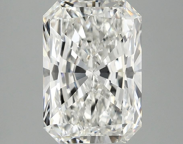2.98 Carat Radiant Shaped Ideal Cut VVS2 IGI Certified Lab Grown Diamond
