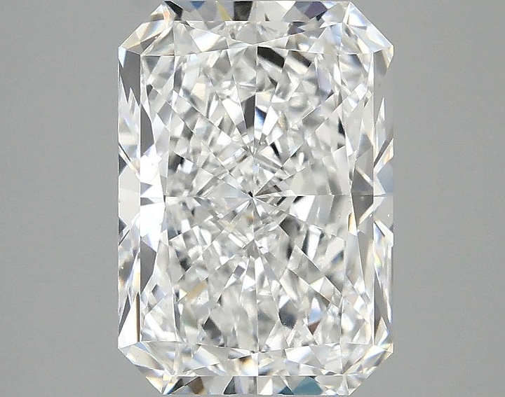 3.07 Carat Radiant Shaped Ideal Cut VS1 IGI Certified Lab Grown Diamond