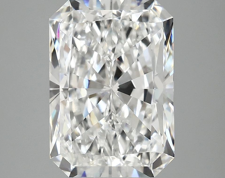 4.02 Carat Radiant Shaped Ideal Cut VVS2 IGI Certified Lab Grown Diamond